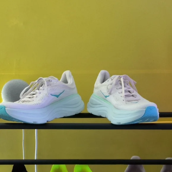 Women Hoka Bondi 9 Size 7 - Picture 3 of 7